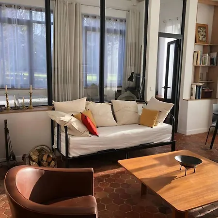 Location Charmante A Avec Terrasse Et Chemineea Feriehus Essomes-sur-Marne