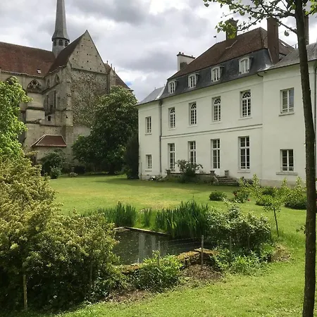 Location Charmante A Avec Terrasse Et Chemineea Feriehus *